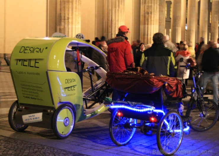 Ar ECOLINES atbalstu Travelnews.lv redakcija novembra sākumā apskatīja naksnīgo Berlīni. Foto sponsors: www.ecolines.lv Ar ECOLINES atbalstu Travelnews.lv redakcija novembra sākumā apskatīja naksnīgo Berlīni. Foto sponsors: www.ecolines.lv 108875