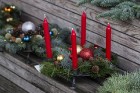 Rīgas Centrāltirgū pieejama plaša adventes vainagu izvēle