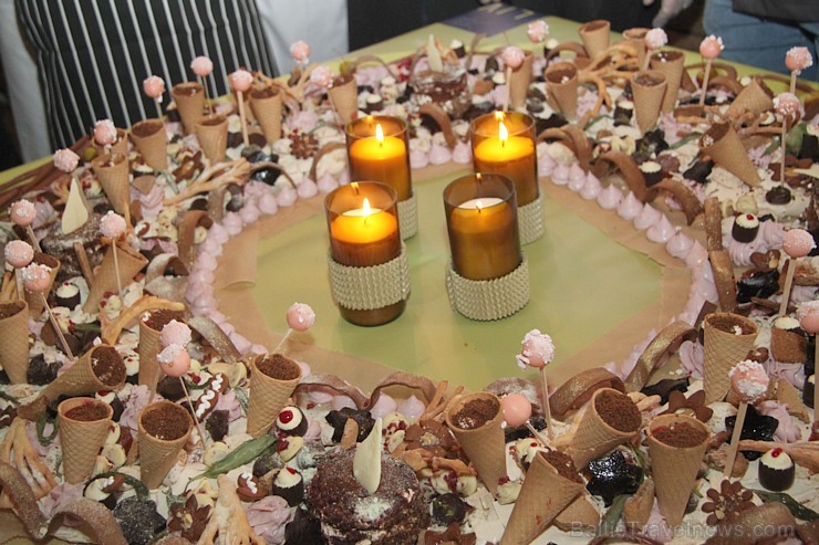 Ziemas Rīgas restorānu nedēļa (02.12-8.12.2013) aizsākas ar pirmo prezentāciju restorānā «Burkāns» - www.burkans.lv Ziemas Rīgas restorānu nedēļa (02.12-8.12.2013) aizsākas ar pirmo prezentāciju restorānā «Burkāns» - www.burkans.lv 110056