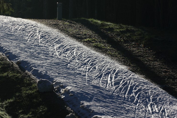 30.11.2013 Siguldā tika atklāta Austrumeiropā pirmā saldētā distanču slēpošanas trase, kas ļauj uzsākt distanču slēpošanas sezonu vēl pirms dabīgā sni 30.11.2013 Siguldā tika atklāta Austrumeiropā pirmā saldētā distanču slēpošanas trase, kas ļauj uzsākt distanču slēpošanas sezonu vēl pirms dabīgā sni 110296