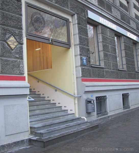Jaunais restorāns «Academy» atrodas Zigfrīda Anna Meirovica bulvārī 12, blakus viesnīcai Astor Riga Hotel (www.astorrigahotel.lv) Jaunais restorāns «Academy» atrodas Zigfrīda Anna Meirovica bulvārī 12, blakus viesnīcai Astor Riga Hotel (www.astorrigahotel.lv) 110563