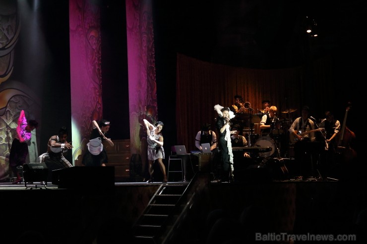 2013. gada decembrī populārā koncertiestudējuma Cabaret izrādes notiks koncertzālē Palladium. Foto: www.fotoatelje.lv 2013. gada decembrī populārā koncertiestudējuma Cabaret izrādes notiks koncertzālē Palladium. Foto: www.fotoatelje.lv 110745