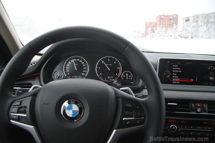 Travelnews.lv dodas dienas ceļojumā ar jauno BMW X5 3.0d 110905