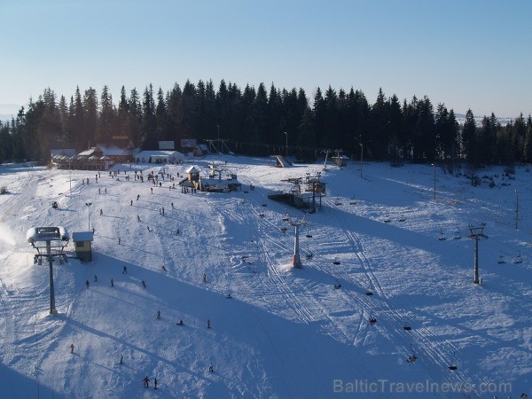 Bialka Tatrzanska kūrorts apvieno trīs slēpošanas centrus - Kotelnica, Kaniowka un Bania. Centri ir apvienojušies un piedāvā iegādāties apvienoto ieej Bialka Tatrzanska kūrorts apvieno trīs slēpošanas centrus - Kotelnica, Kaniowka un Bania. Centri ir apvienojušies un piedāvā iegādāties apvienoto ieej 113276
