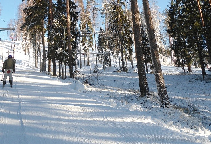 26.01.2014 Riekstukalna apmeklētājus sals nebiedēja. Par spīti lielajam aukstumam ziemas priekus baudīja gan mazi, gan lieli 26.01.2014 Riekstukalna apmeklētājus sals nebiedēja. Par spīti lielajam aukstumam ziemas priekus baudīja gan mazi, gan lieli 113326