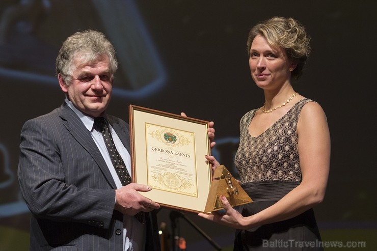 Nominācijā Alus nozares gada jaunums balvu saņēma inženieru zinātņu doktora grāda ieguvēja Ilona Dabiņa-Bicka Nominācijā Alus nozares gada jaunums balvu saņēma inženieru zinātņu doktora grāda ieguvēja Ilona Dabiņa-Bicka 113458