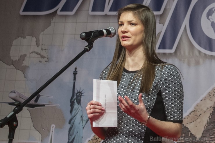 Uzvarētāju nominācijā «Tūrisma mājas lapa 2013» paziņo BalticTravelnews.com direktora vietniece Karīna Sabirova Uzvarētāju nominācijā «Tūrisma mājas lapa 2013» paziņo BalticTravelnews.com direktora vietniece Karīna Sabirova 114091