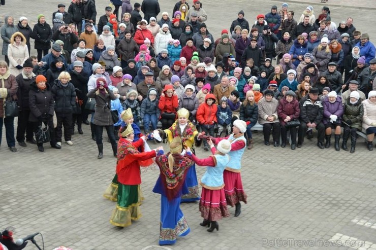 Jēkabpilī 1.martā Vecpilsētas laukumā notikusi Ziemas pavadīšana un Pavasara sagaidīšana jeb Masļeņicas svinēšana, ko ik gadu organizē Jēkabpils kriev Jēkabpilī 1.martā Vecpilsētas laukumā notikusi Ziemas pavadīšana un Pavasara sagaidīšana jeb Masļeņicas svinēšana, ko ik gadu organizē Jēkabpils kriev 115623