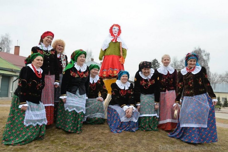 Jēkabpilī 1.martā Vecpilsētas laukumā notikusi Ziemas pavadīšana un Pavasara sagaidīšana jeb Masļeņicas svinēšana, ko ik gadu organizē Jēkabpils kriev Jēkabpilī 1.martā Vecpilsētas laukumā notikusi Ziemas pavadīšana un Pavasara sagaidīšana jeb Masļeņicas svinēšana, ko ik gadu organizē Jēkabpils kriev 115632