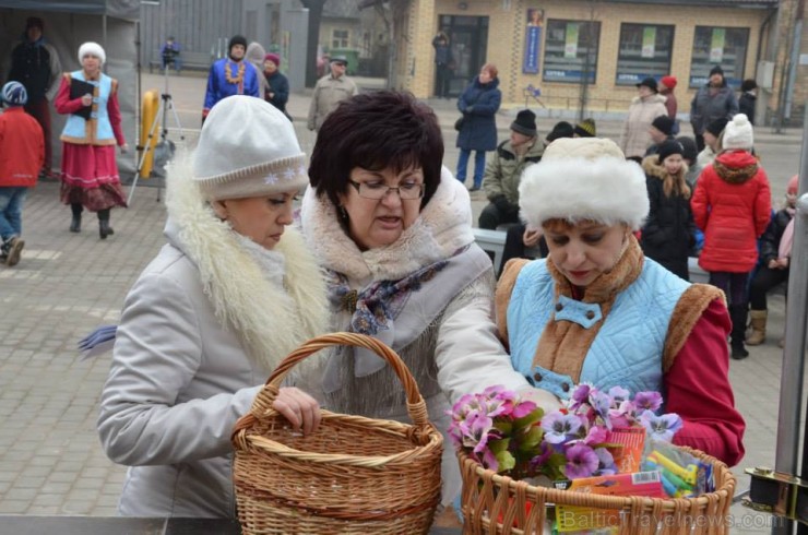 Jēkabpilī 1.martā Vecpilsētas laukumā notikusi Ziemas pavadīšana un Pavasara sagaidīšana jeb Masļeņicas svinēšana, ko ik gadu organizē Jēkabpils kriev Jēkabpilī 1.martā Vecpilsētas laukumā notikusi Ziemas pavadīšana un Pavasara sagaidīšana jeb Masļeņicas svinēšana, ko ik gadu organizē Jēkabpils kriev 115651