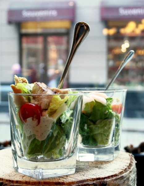 Vecrīgas restorāns Melnā Bite aicina uz pusdienu branču darba dienās no pulksten 12.00 līdz 16.00. Vairāk informācijas interneta vietnē www.melnabite. Vecrīgas restorāns Melnā Bite aicina uz pusdienu branču darba dienās no pulksten 12.00 līdz 16.00. Vairāk informācijas interneta vietnē www.melnabite. 117686