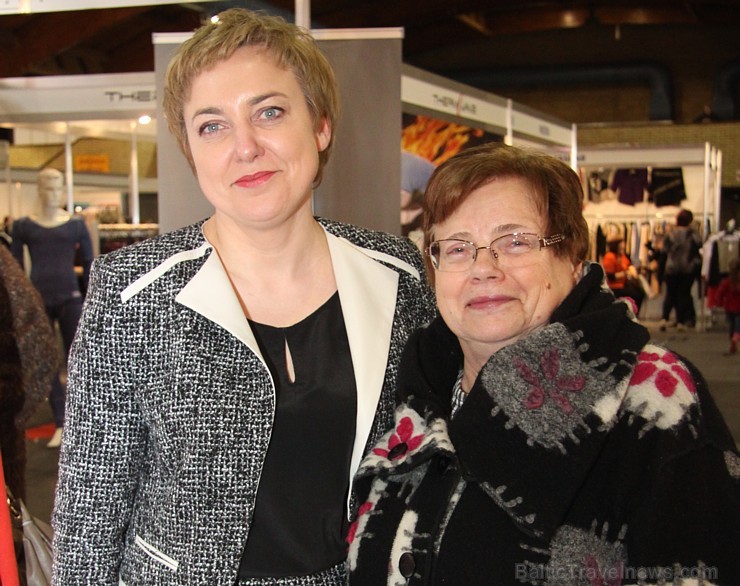 Ķīpsalā pulcējas jaunie tekstila mākslinieki, dizaineri un bērnu pasaule. Vairāk informācijas - www.bt1.lv Ķīpsalā pulcējas jaunie tekstila mākslinieki, dizaineri un bērnu pasaule. Vairāk informācijas - www.bt1.lv 118205
