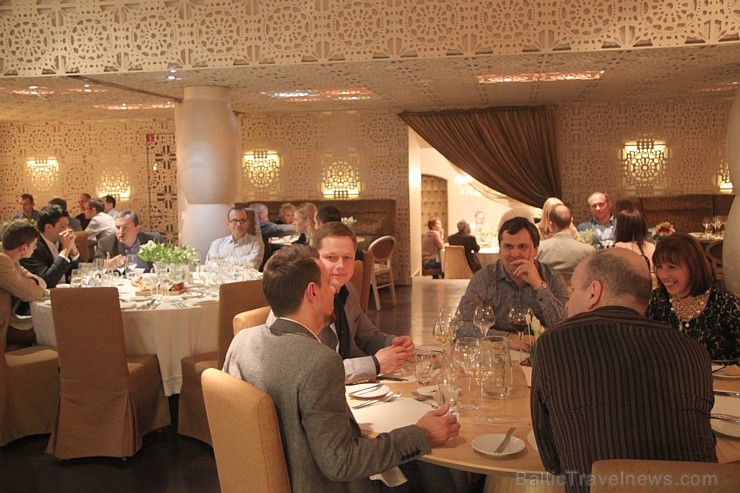 Vecrīgas restorānā «Kaļķu vārti» (www.KalkuVarti.lv) prezentējas Itālijas Komo reģiona šefpavārs Serdžo Mauri Vecrīgas restorānā «Kaļķu vārti» (www.KalkuVarti.lv) prezentējas Itālijas Komo reģiona šefpavārs Serdžo Mauri 118297