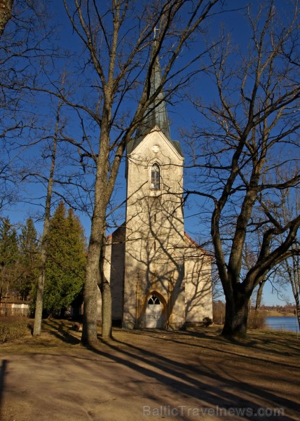 Kokneses luterāņu baznīca tika uzcelta 1687.gadā. Baznīcā savā laikā par mācītāju ir kalpojis E. Gliks. Kokneses luterāņu baznīca tika uzcelta 1687.gadā. Baznīcā savā laikā par mācītāju ir kalpojis E. Gliks. 118404