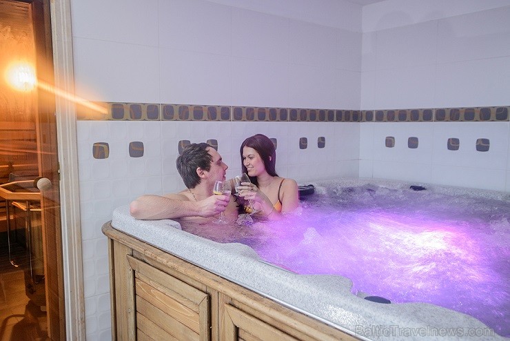 Daugavpils viesnīca Park Hotel Latgola ir piemērota ne tikai biznesa klientiem, bet arī romantiskai atpūtai. Vairāk informācijas - www.hotellatgola.lv Daugavpils viesnīca Park Hotel Latgola ir piemērota ne tikai biznesa klientiem, bet arī romantiskai atpūtai. Vairāk informācijas - www.hotellatgola.lv 118611