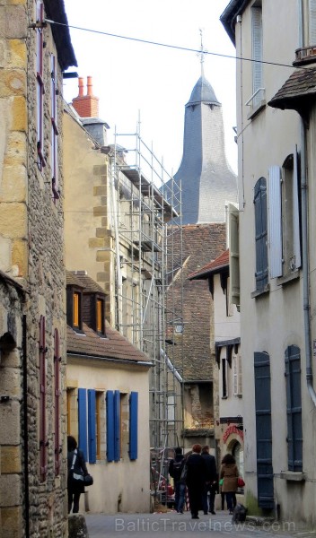 Pilsēta Montlucon iepazīstina ar jaunu, modernu un interaktīvu mūzikas muzeju MUPOP. Vairāk www.mupop.fr un www.montlucontourisme.com 119726