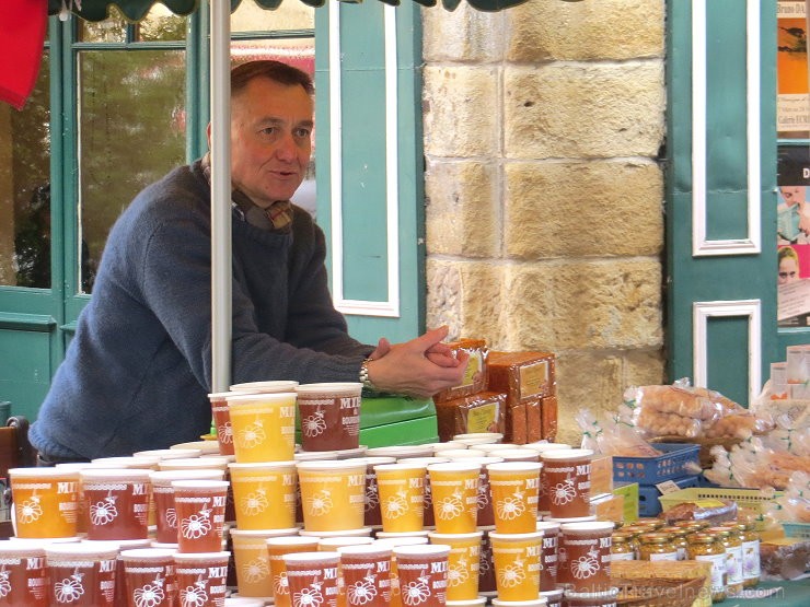 Pilsēta Montlucon iepazīstina ar jaunu, modernu un interaktīvu mūzikas muzeju MUPOP. Vairāk www.mupop.fr un www.montlucontourisme.com 119727