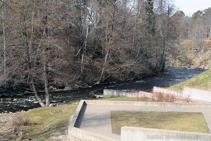 Keilas ūdenskritums ceļotājus piesaista visos gadalaikos un spēj ikvienu apburt gan ziemā, gan vasarā. Vairāk - www.visitestonia.com 119938