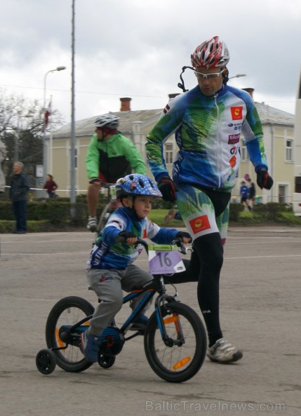11. maijā Smiltenē norisinājās SEB MTB maratona 2. posms, kurā tika pārstāvēti arī paši mazākie dalībnieki 11. maijā Smiltenē norisinājās SEB MTB maratona 2. posms, kurā tika pārstāvēti arī paši mazākie dalībnieki 121050