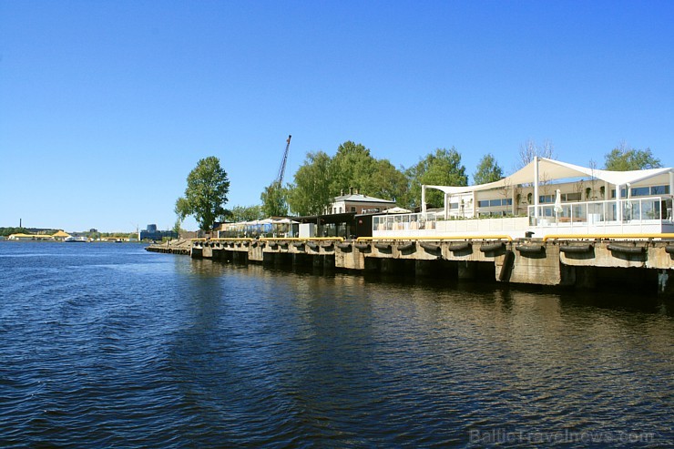 Gourmet Tour piedāvā izbraucienus ar jahtu pa maršrutiem no Rīgas uz Jūrmalu, Kuivižiem, Mērsragu, Roņu salu vai pa Daugavu uz Rīgas jūras līci un atp Gourmet Tour piedāvā izbraucienus ar jahtu pa maršrutiem no Rīgas uz Jūrmalu, Kuivižiem, Mērsragu, Roņu salu vai pa Daugavu uz Rīgas jūras līci un atp 121596