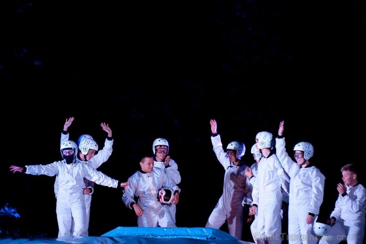 31. maijā Siguldas novada svētku laikā notika krāšņs Aerodium šovs. Tajā piedalījās gan 31. maijā Siguldas novada svētku laikā notika krāšņs Aerodium šovs. Tajā piedalījās gan