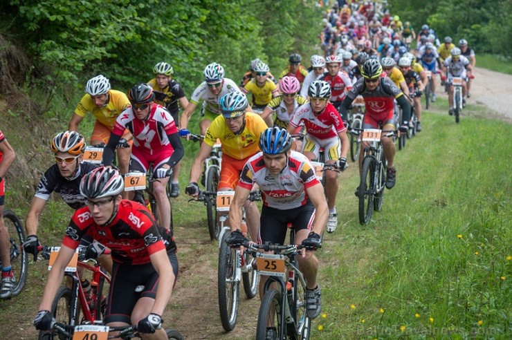 15. jūnijā gleznainajā Vietalvas apkārtnē norisinājās SEB MTB maratona 3. posms. Vairāk www.velo.lv 15. jūnijā gleznainajā Vietalvas apkārtnē norisinājās SEB MTB maratona 3. posms. Vairāk www.velo.lv 125135