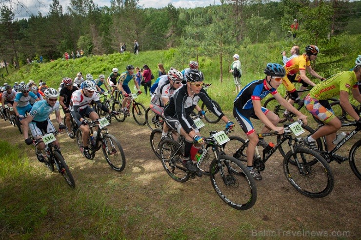 15. jūnijā gleznainajā Vietalvas apkārtnē norisinājās SEB MTB maratona 3. posms. Vairāk www.velo.lv 15. jūnijā gleznainajā Vietalvas apkārtnē norisinājās SEB MTB maratona 3. posms. Vairāk www.velo.lv 125159