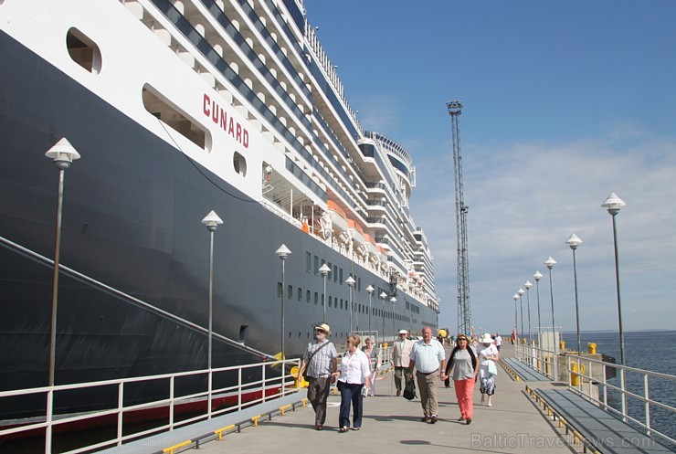 Queen Victoria flotē ir no 2007. gada, kopējais pasažieru skaits - 2014, apkalpes locekļu skaits - 900, tonnāža - 90 000 GT, 16 klāji, no tiem 12 ir p Queen Victoria flotē ir no 2007. gada, kopējais pasažieru skaits - 2014, apkalpes locekļu skaits - 900, tonnāža - 90 000 GT, 16 klāji, no tiem 12 ir p 126310