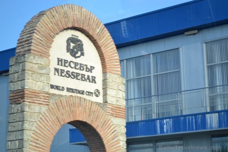 Saulainā krasta kūrorts atrodas 37 km attālumā no Burgasas lidostas 126592