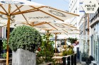 Vecrīgas restorāna Melnā Bite kolektīvs aicina ļauties vasaras garšām
