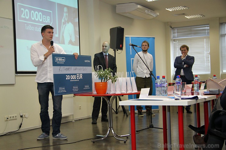 Biznesa augstskolas Turība ideju konkursā «20 000 EUR Turības studentam» students Ritvars Ganuļevičs sīvā konkurencē iegūst 20 000 eiro Biznesa augstskolas Turība ideju konkursā «20 000 EUR Turības studentam» students Ritvars Ganuļevičs sīvā konkurencē iegūst 20 000 eiro 126898
