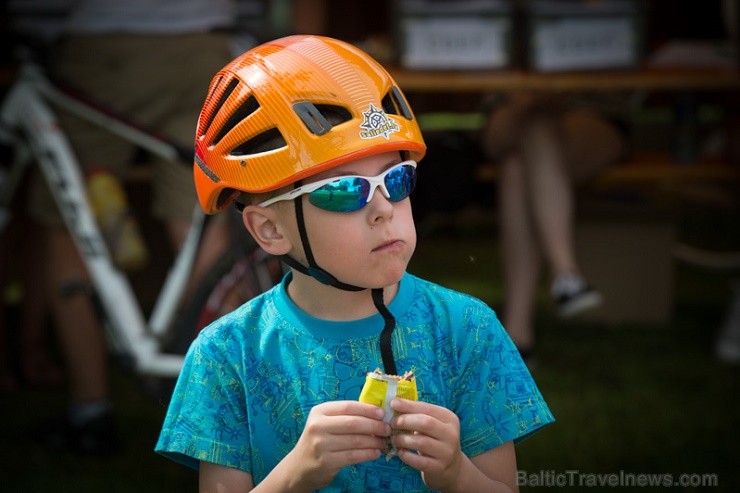 Svētdien skaistajā Siguldā norisinājās Latvijas lielākā kalnu riteņbraukšanas seriāla – SEB MTB maratona – ceturtais posms, kas iekļauts arī prestižaj Svētdien skaistajā Siguldā norisinājās Latvijas lielākā kalnu riteņbraukšanas seriāla – SEB MTB maratona – ceturtais posms, kas iekļauts arī prestižaj 127363