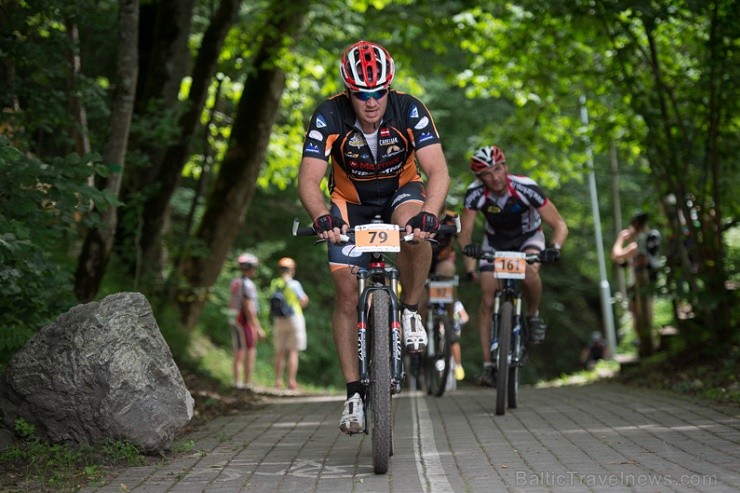 Svētdien skaistajā Siguldā norisinājās Latvijas lielākā kalnu riteņbraukšanas seriāla – SEB MTB maratona – ceturtais posms, kas iekļauts arī prestižaj Svētdien skaistajā Siguldā norisinājās Latvijas lielākā kalnu riteņbraukšanas seriāla – SEB MTB maratona – ceturtais posms, kas iekļauts arī prestižaj 127371