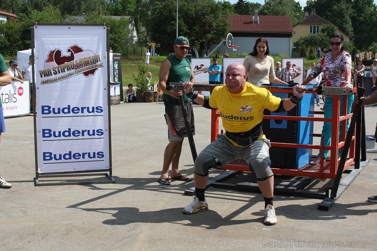 Buderus pietupienos spēcīgākais izrādījās 2013. gada čempionāta uzvarētājs Didzis Zariņš (21 reize), aiz viņa ierindojās Ivars Grahoļskis (20 reizes) Buderus pietupienos spēcīgākais izrādījās 2013. gada čempionāta uzvarētājs Didzis Zariņš (21 reize), aiz viņa ierindojās Ivars Grahoļskis (20 reizes) 127536