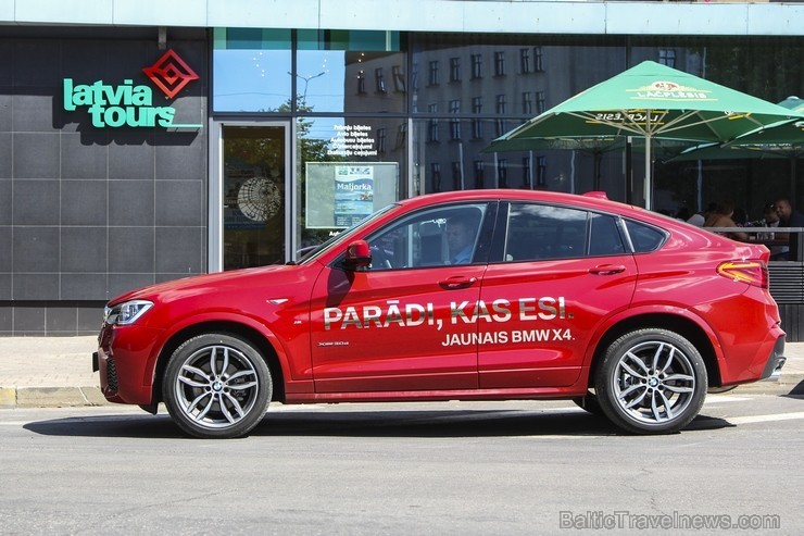 Travelnews.lv redakcija apciemo ar jauno «BMW X4 3.0d» ceļojumu aģentūru «Latvia Tours» - www.LatviaTours.lv Travelnews.lv redakcija apciemo ar jauno «BMW X4 3.0d» ceļojumu aģentūru «Latvia Tours» - www.LatviaTours.lv 129052