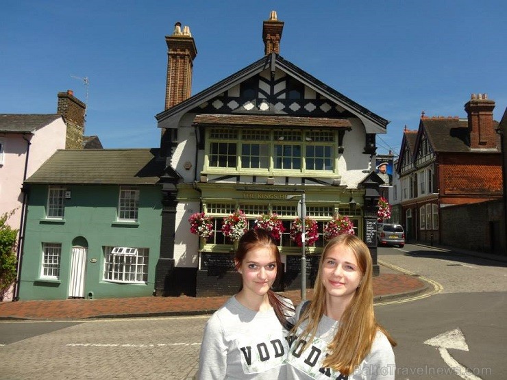 Ieskaties, kā Meridian Group grupa mācās angļu valodu un izbauda vasaru Eastbourne College Lielbritānijā Ieskaties, kā Meridian Group grupa mācās angļu valodu un izbauda vasaru Eastbourne College Lielbritānijā 129100