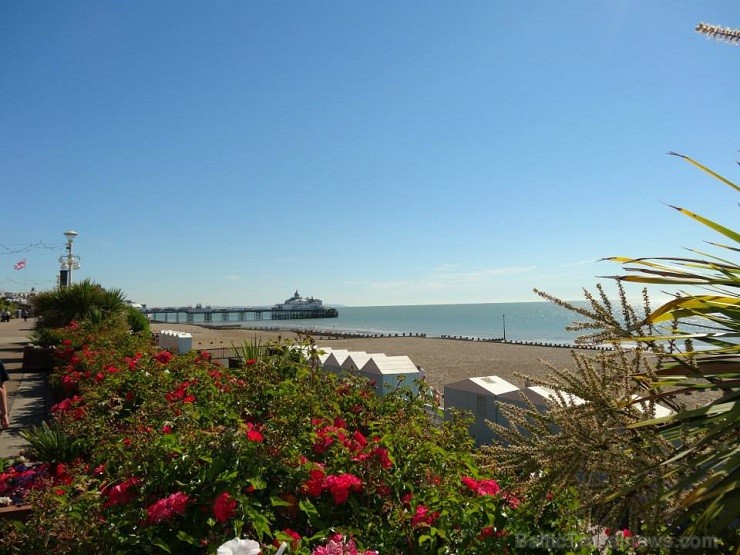 Ieskaties, kā Meridian Group grupa mācās angļu valodu un izbauda vasaru Eastbourne College Lielbritānijā Ieskaties, kā Meridian Group grupa mācās angļu valodu un izbauda vasaru Eastbourne College Lielbritānijā 129105