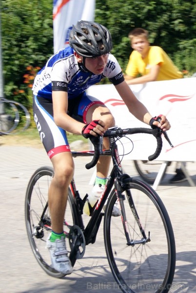 26.07.2014 Emīlijas Sonkas, kas pirms 50 gadiem izcīnīja pasaules čempiones riteņbraukšanā titulu, dzimtajā Alsungā tika aizvadīts kārtējais «Baltais 26.07.2014 Emīlijas Sonkas, kas pirms 50 gadiem izcīnīja pasaules čempiones riteņbraukšanā titulu, dzimtajā Alsungā tika aizvadīts kārtējais «Baltais 129318