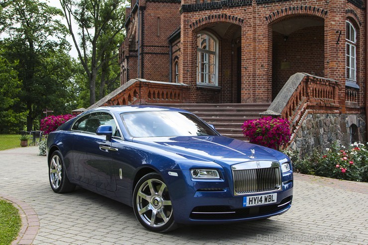 Ceļojums ar «Rolls Royce Wraith» uz Kuldīgu... maza atpūtas pauze Jaunmoku pilī (www.jaunmokupils.lv) Ceļojums ar «Rolls Royce Wraith» uz Kuldīgu... maza atpūtas pauze Jaunmoku pilī (www.jaunmokupils.lv) 129521
