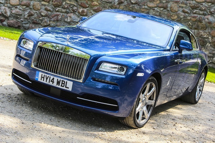 Travelnews.lv redakcija 28.07.2014 veic dienas ceļojumu ar jauno un jaudīgo «Rolls Royce Wraith» uz Kuldīgu Travelnews.lv redakcija 28.07.2014 veic dienas ceļojumu ar jauno un jaudīgo «Rolls Royce Wraith» uz Kuldīgu 129534