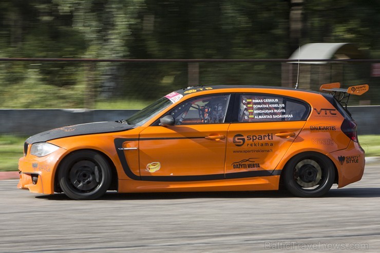 Jau šodien sākas šī gada lielākās autošosejas sacensības Riga Summer Race 131653