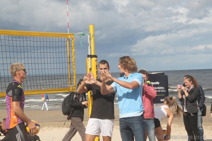 Jūrmalas 5 zvaigžņu viesnīcas Baltic Beach Hotel pludmale top gatava pludmales volejbola sacensībām «CEV Satellite Jūrmala» - Jurmala.beachvolley.lv Jūrmalas 5 zvaigžņu viesnīcas Baltic Beach Hotel pludmale top gatava pludmales volejbola sacensībām «CEV Satellite Jūrmala» - Jurmala.beachvolley.lv 132115