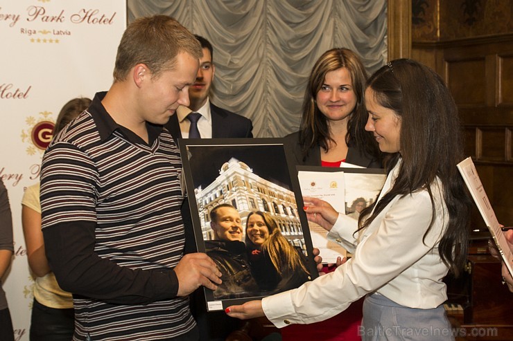 Konkursa «Ceļojums ar Gallery Park Hotel uz 100 pasaules pilsētām» finālisti pēc žūrijas kopvērtējuma tiek izcilām balvām Konkursa «Ceļojums ar Gallery Park Hotel uz 100 pasaules pilsētām» finālisti pēc žūrijas kopvērtējuma tiek izcilām balvām 133010