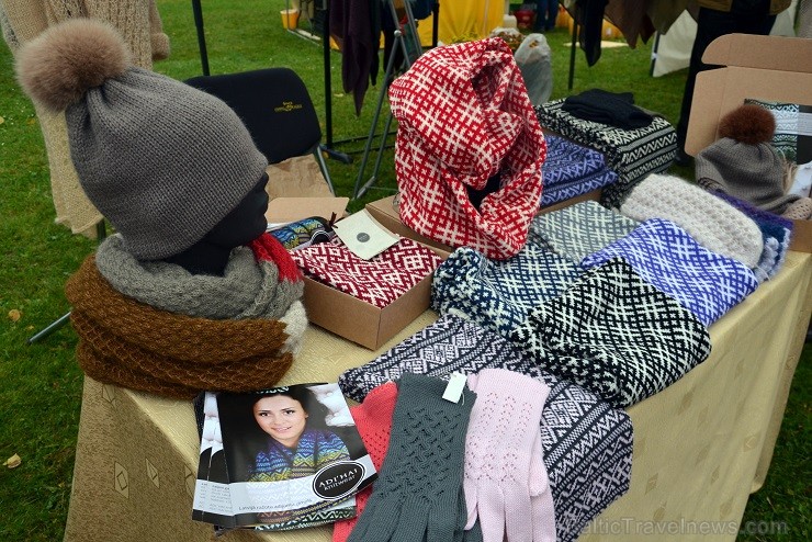 Sestdien, 11.oktobrī, Valmierā tika aizvadīts tradicionālais Simjūda gadatirgus. Šogad tas bija īpaši apmeklēts un priecēja kā pircējus, tā pārdevējus 136150