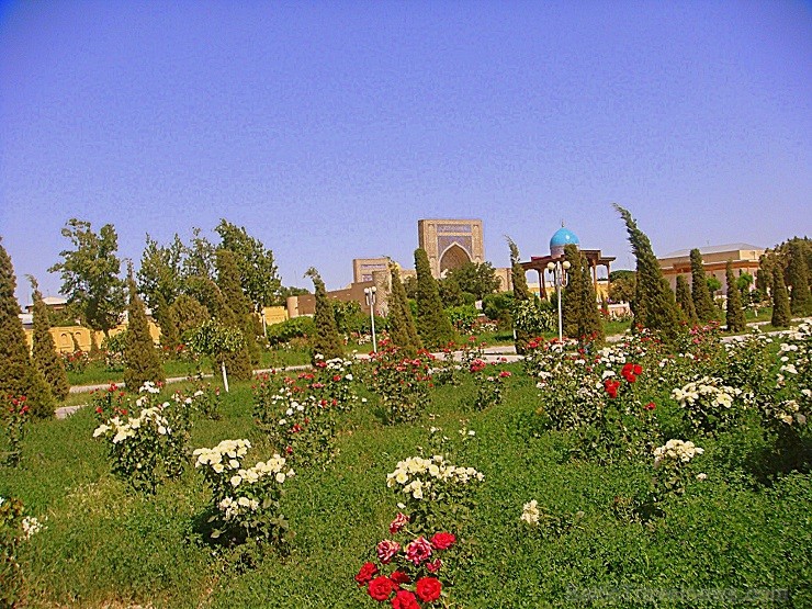 Uzbekistāna jūnijā. 136352