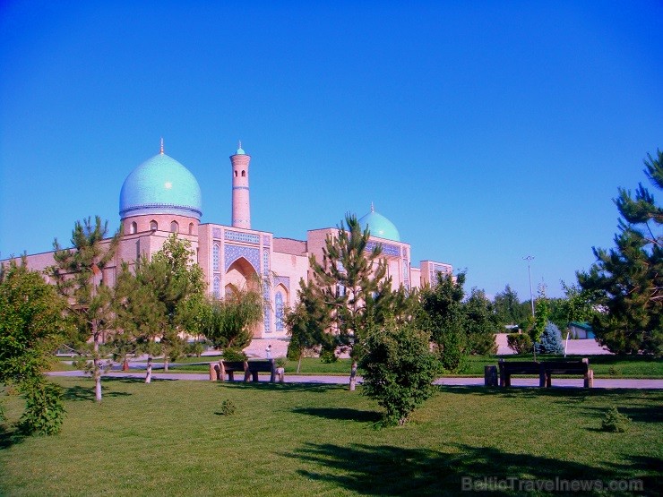 Uzbekistānas galvaspilsēta ir viena no vecākajām pilsētām centrālajā Āzijā. Tās pirmsākumi meklējami 2 gs. pirms mūsu ēras. Uzbekistānas galvaspilsēta ir viena no vecākajām pilsētām centrālajā Āzijā. Tās pirmsākumi meklējami 2 gs. pirms mūsu ēras. 136358