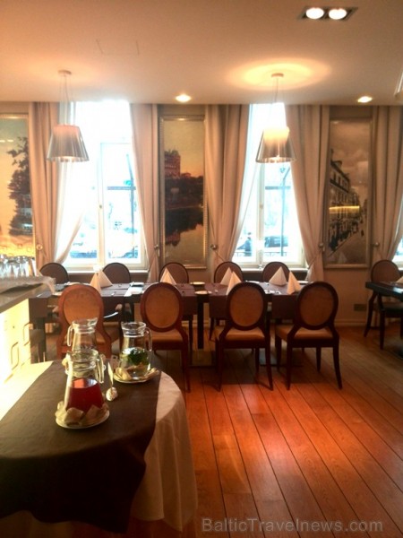 Travelnews.lv redakcija izgaršo «Opera Hotel & SPA» branču
Rīgas centra viesnīcas restorānā Travelnews.lv redakcija izgaršo «Opera Hotel & SPA» branču
Rīgas centra viesnīcas restorānā