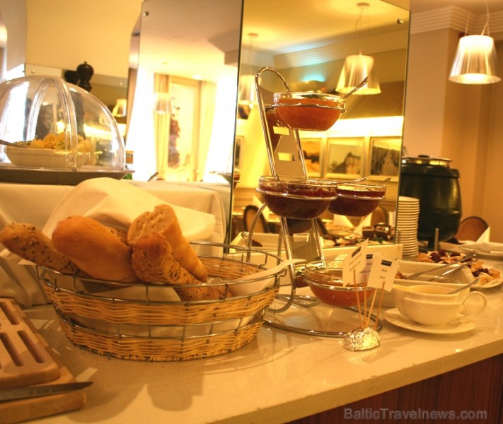 Travelnews.lv redakcija izgaršo «Opera Hotel & SPA» branču
Restorāns Travelnews.lv redakcija izgaršo «Opera Hotel & SPA» branču
Restorāns