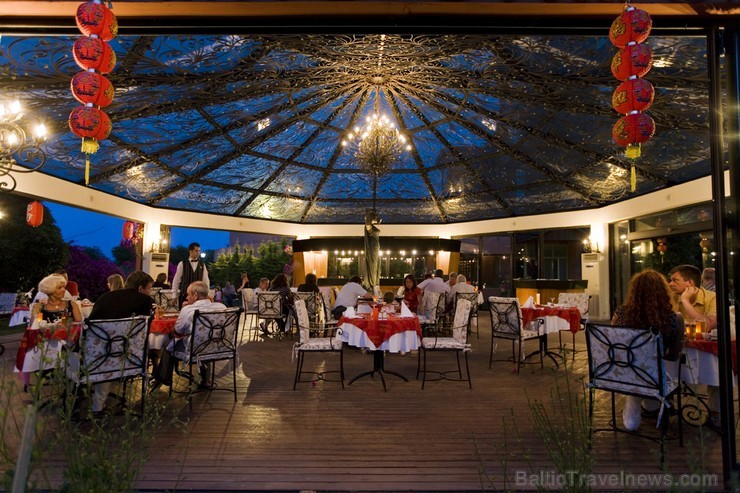 Tūroperators Novatours prezentē viesnīcu «Fantasia Hotel De Luxe Kemer 5*» 141102