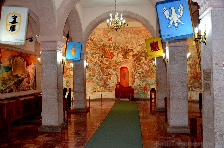 Kruja. Skandenberga pils- etnogrāfiskais muzejs. Nākamajam braucienam var jau pieteikties - www.RemiroTravel.lv Kruja. Skandenberga pils- etnogrāfiskais muzejs. Nākamajam braucienam var jau pieteikties - www.RemiroTravel.lv 141738
